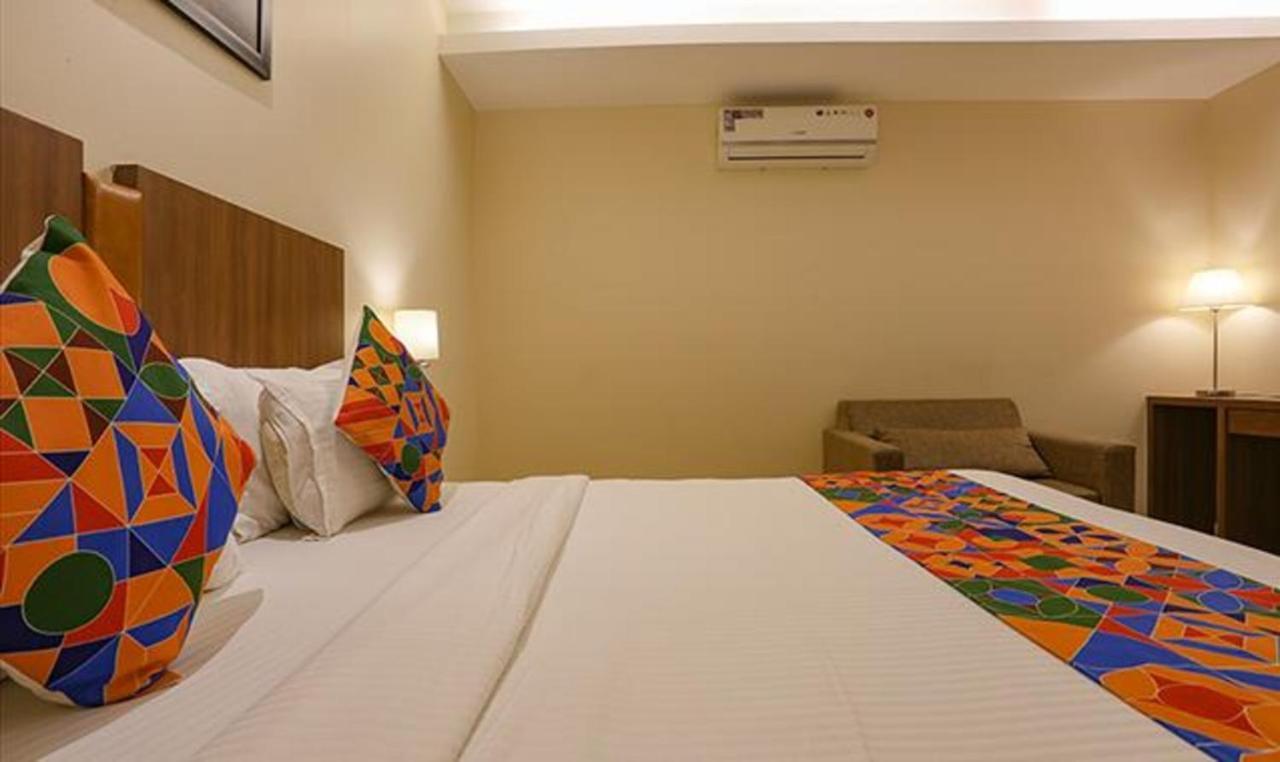 Fabhotel Royal International - Nr Mumbai International Airport Exteriör bild